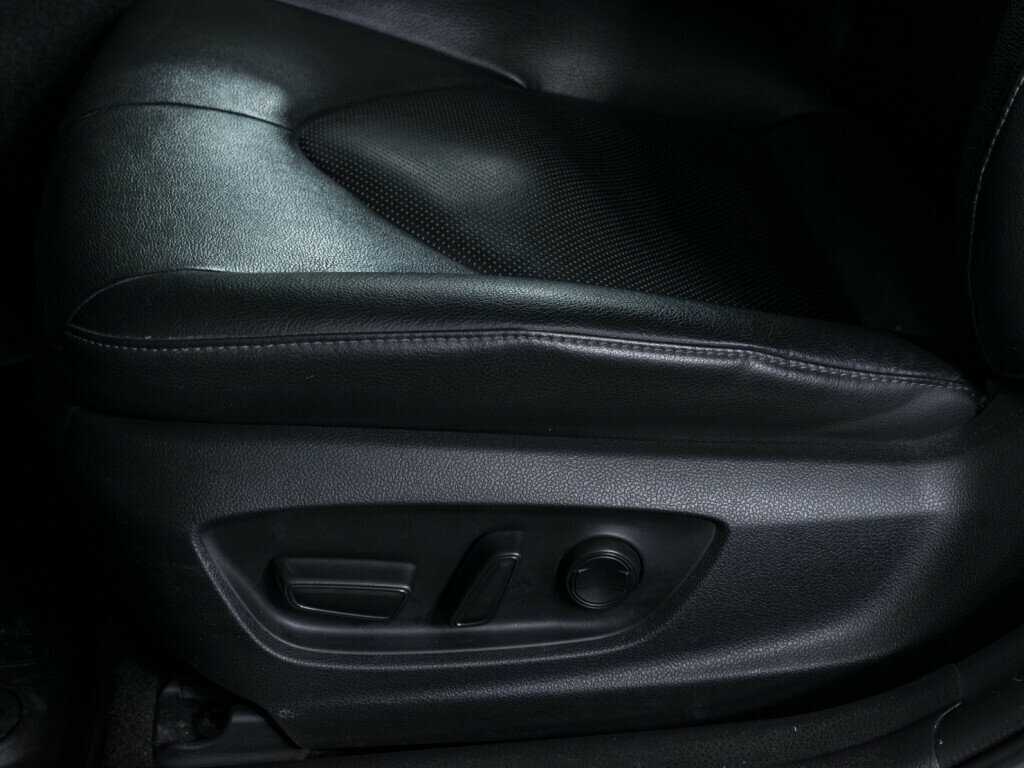 Купить Toyota Camry с пробегом. Фото: #12