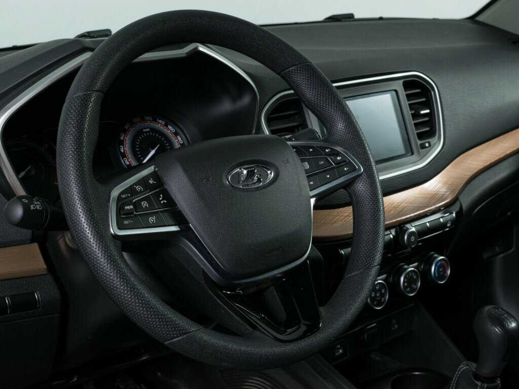 Купить Lada (ВАЗ) Vesta с пробегом. Фото: #11