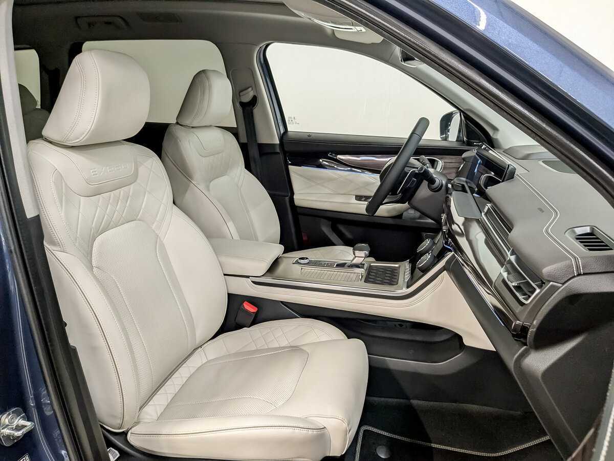 Купить EXEED VX с пробегом. Фото: #21