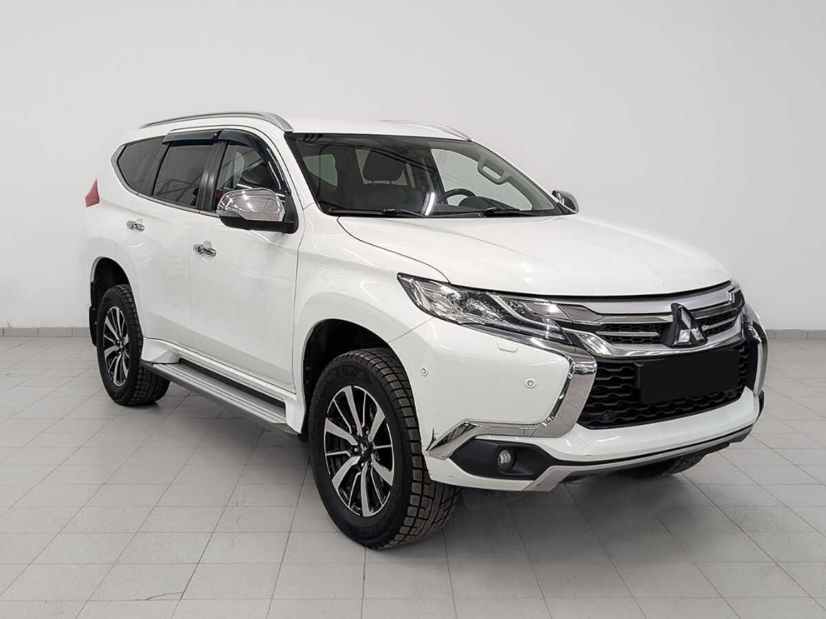 Купить Mitsubishi Pajero Sport с пробегом. Фото: #2