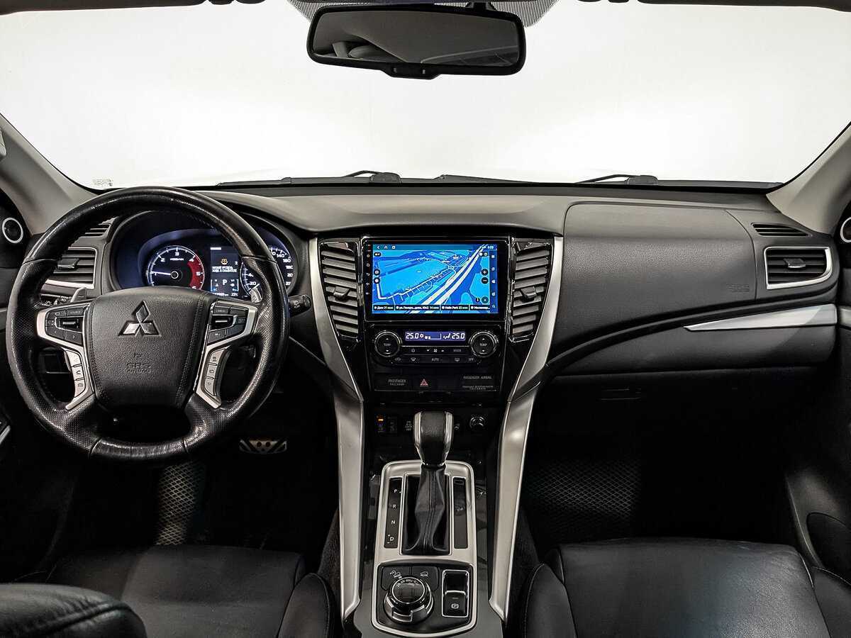 Купить Mitsubishi Pajero Sport с пробегом. Фото: #11