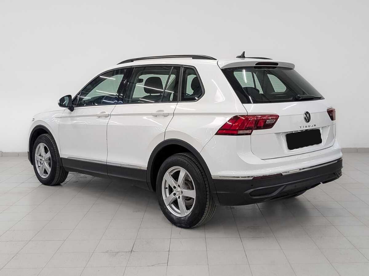 Купить Volkswagen Tiguan с пробегом. Фото: #6