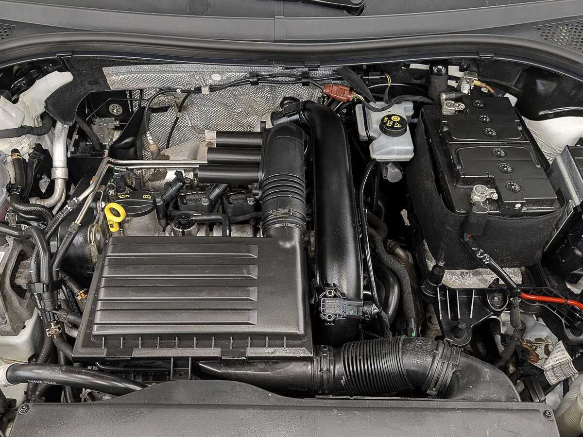 Купить Volkswagen Tiguan с пробегом. Фото: #8