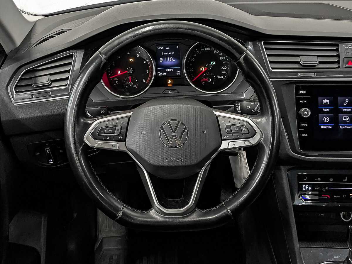 Купить Volkswagen Tiguan с пробегом. Фото: #19