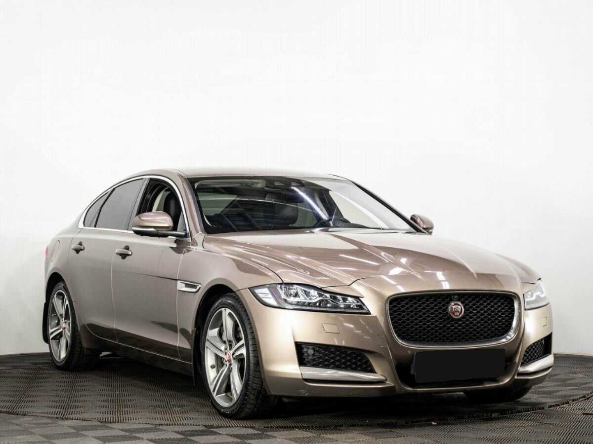 Купить Jaguar XF с пробегом. Фото: #2