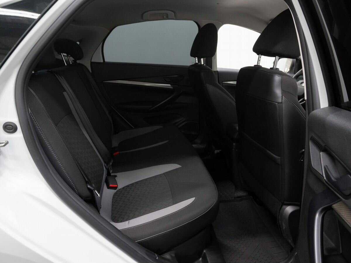 Купить Lada (ВАЗ) Vesta с пробегом. Фото: #10