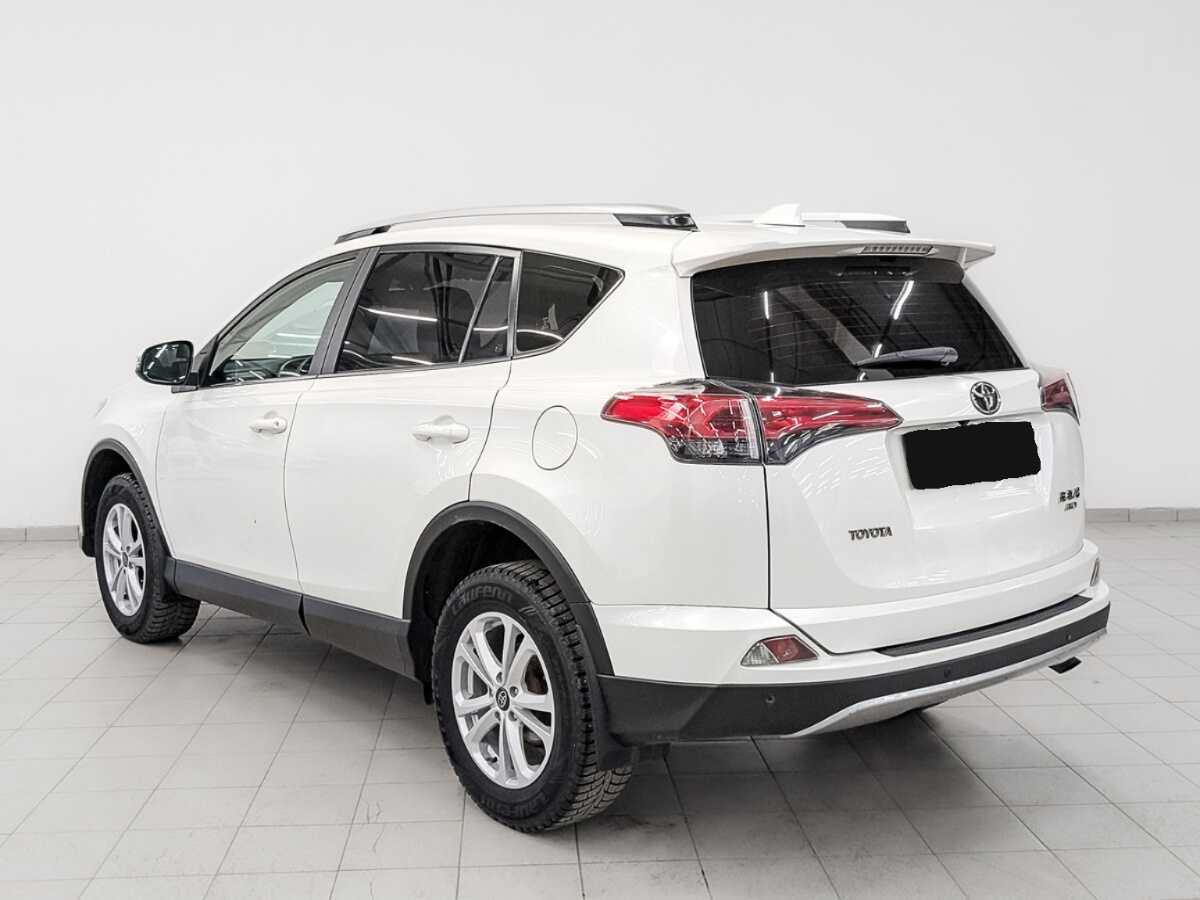 Купить Toyota RAV4 с пробегом. Фото: #6
