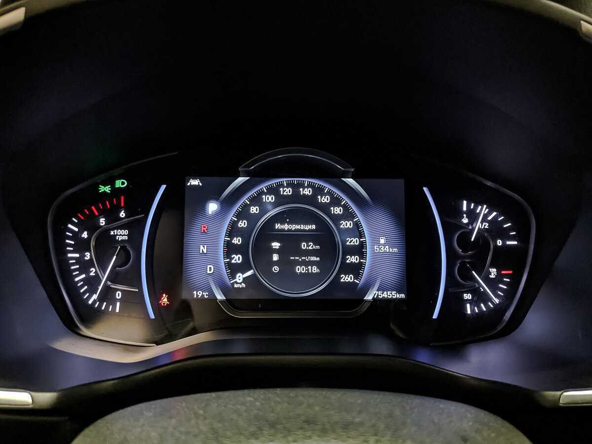 Купить Hyundai Santa Fe с пробегом. Фото: #13