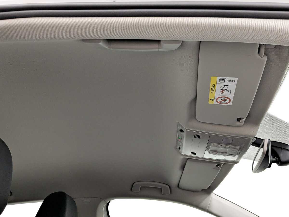 Купить Volkswagen Jetta с пробегом. Фото: #21