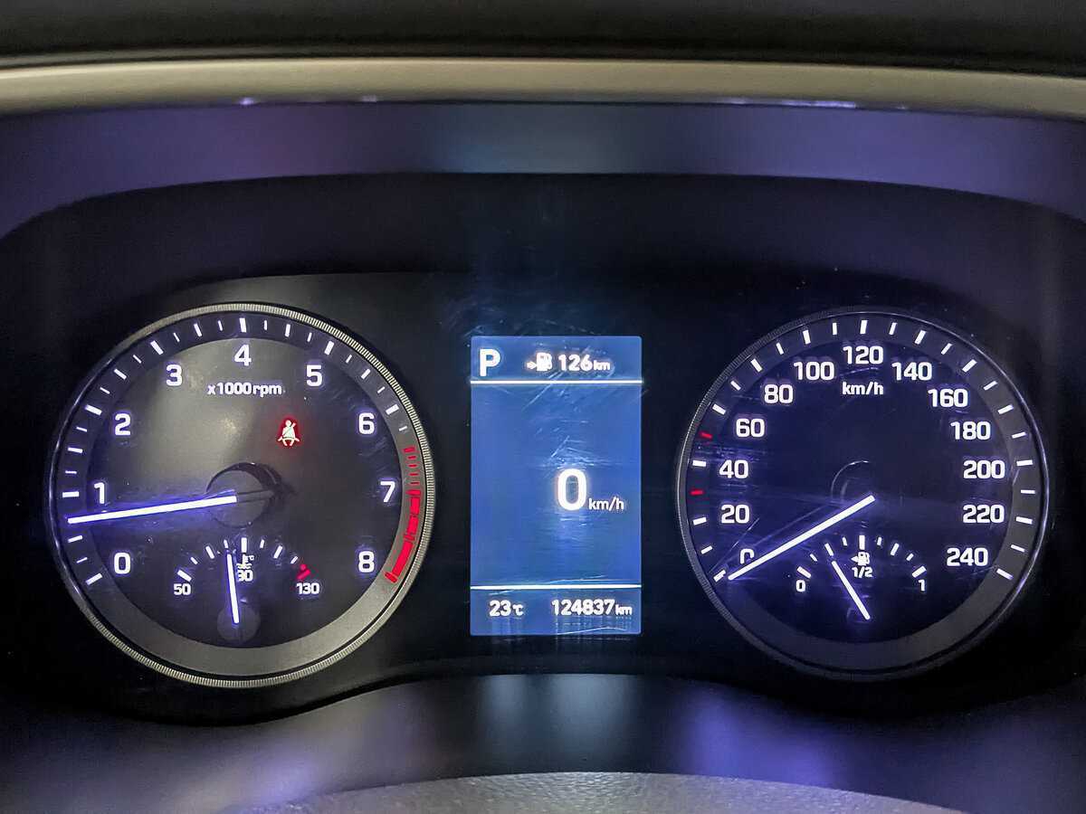 Купить Hyundai Tucson с пробегом. Фото: #13