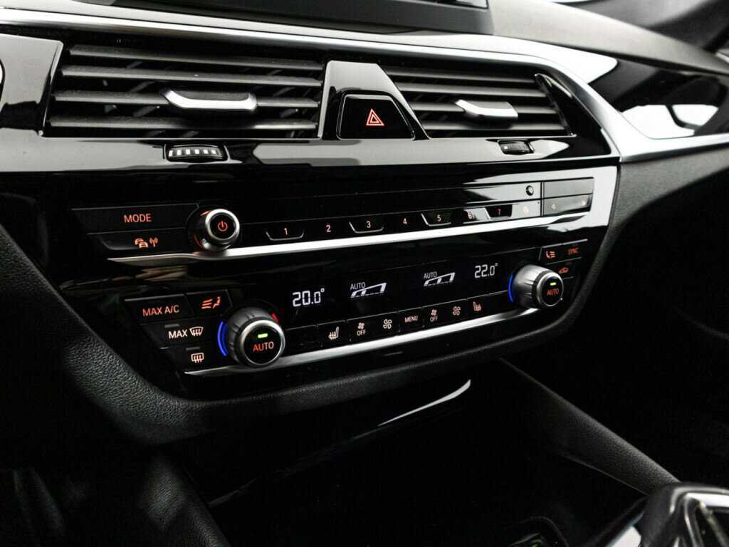 Купить BMW 5 серии с пробегом. Фото: #18