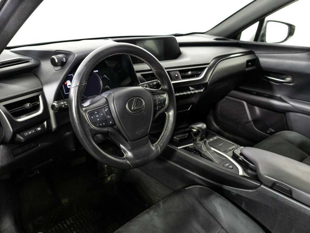 Купить Lexus UX с пробегом. Фото: #10