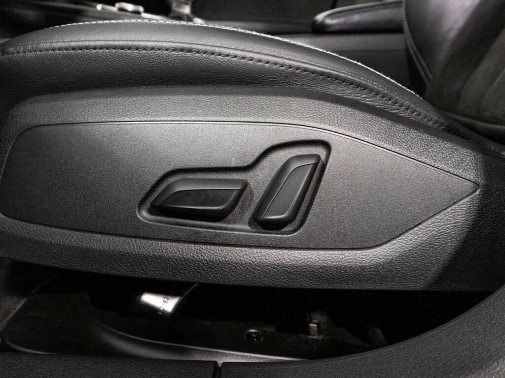 Купить Audi A4 с пробегом. Фото: #15