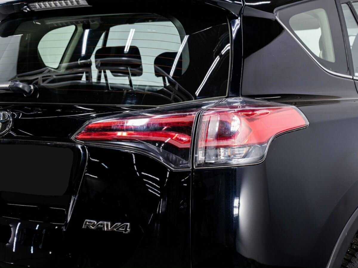 Купить Toyota RAV4 с пробегом. Фото: #22