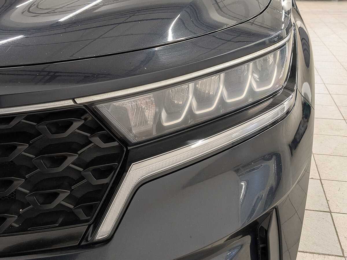 Купить Kia Sorento с пробегом. Фото: #10