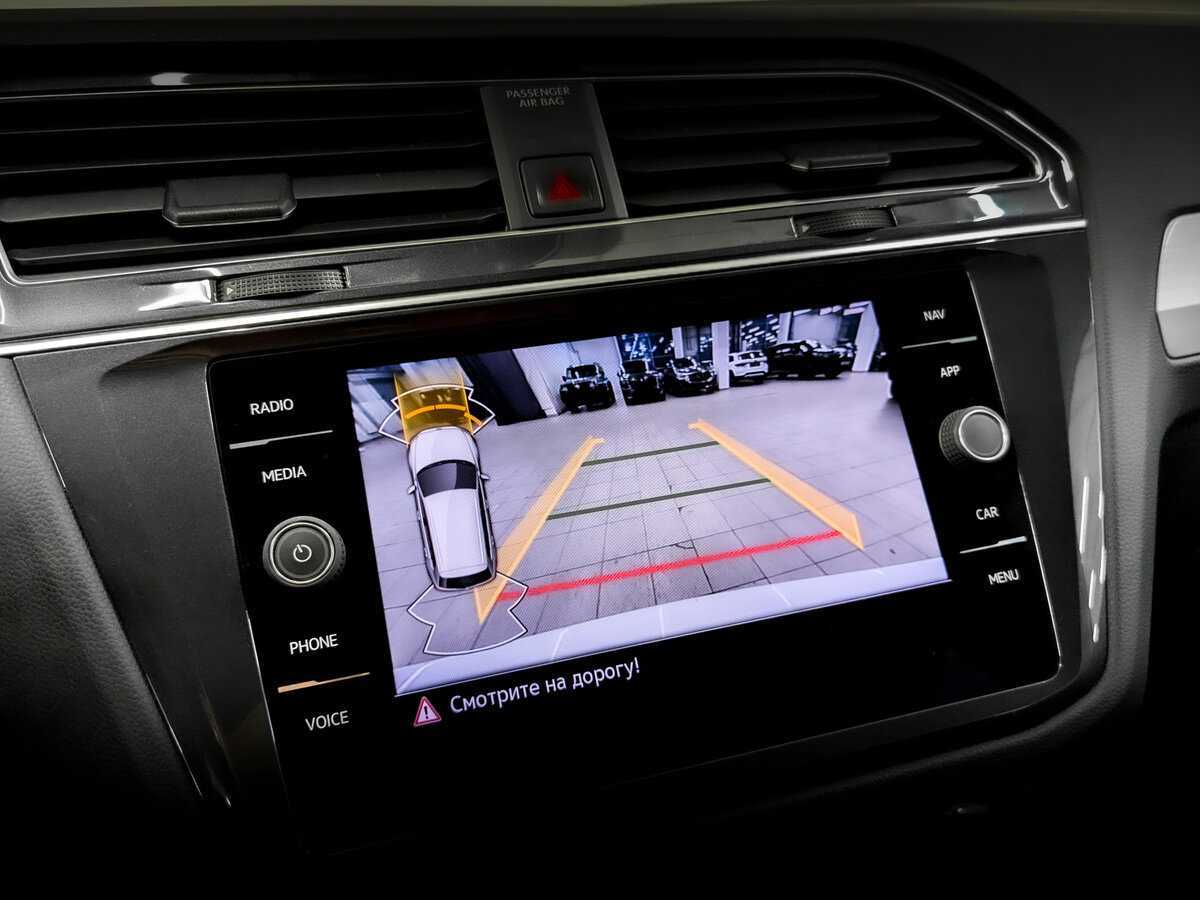 Купить Volkswagen Tiguan с пробегом. Фото: #25