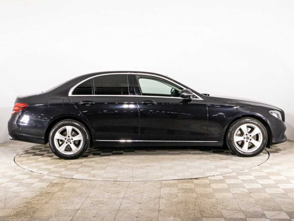 Купить Mercedes-Benz E-Класс с пробегом. Фото: #3