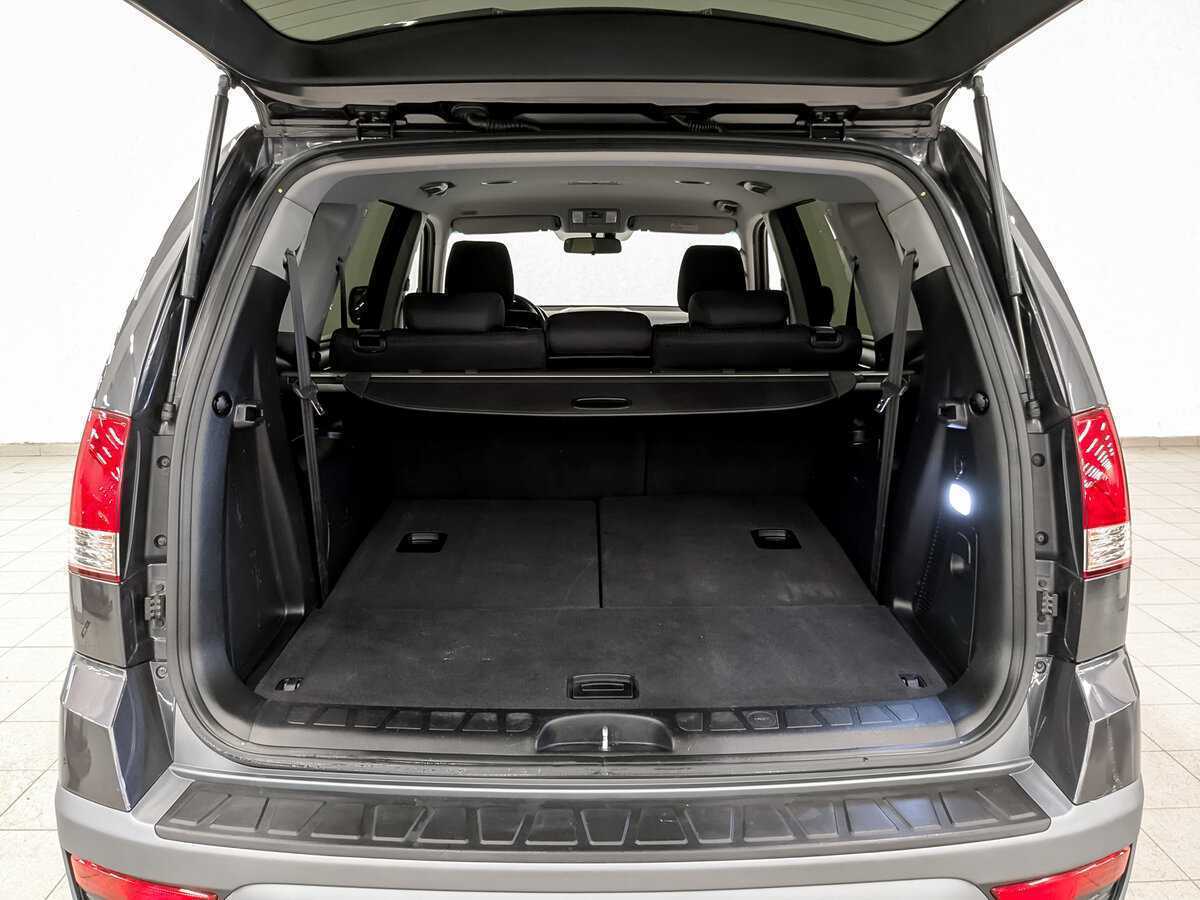 Купить Kia Mohave с пробегом. Фото: #9