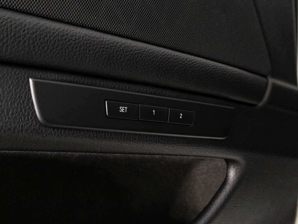 Купить BMW 5 серии с пробегом. Фото: #17