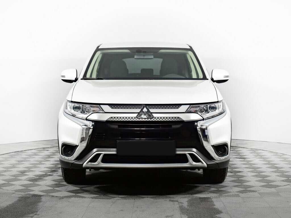 Купить Mitsubishi Outlander с пробегом. Фото: #1