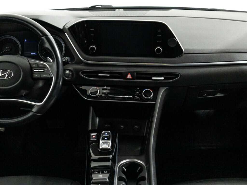 Купить Hyundai Sonata с пробегом. Фото: #13