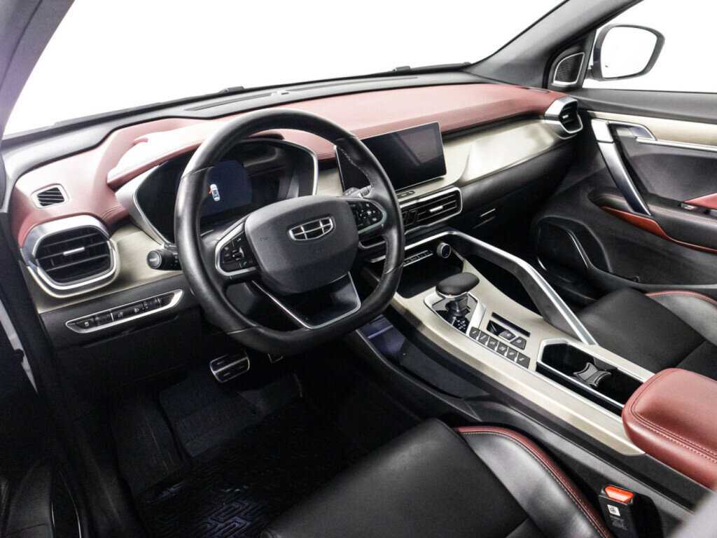 Купить Geely Coolray с пробегом. Фото: #10