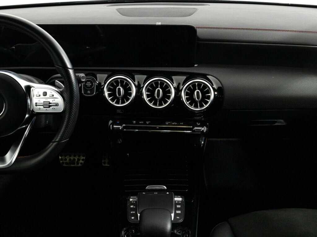 Купить Mercedes-Benz CLA с пробегом. Фото: #13