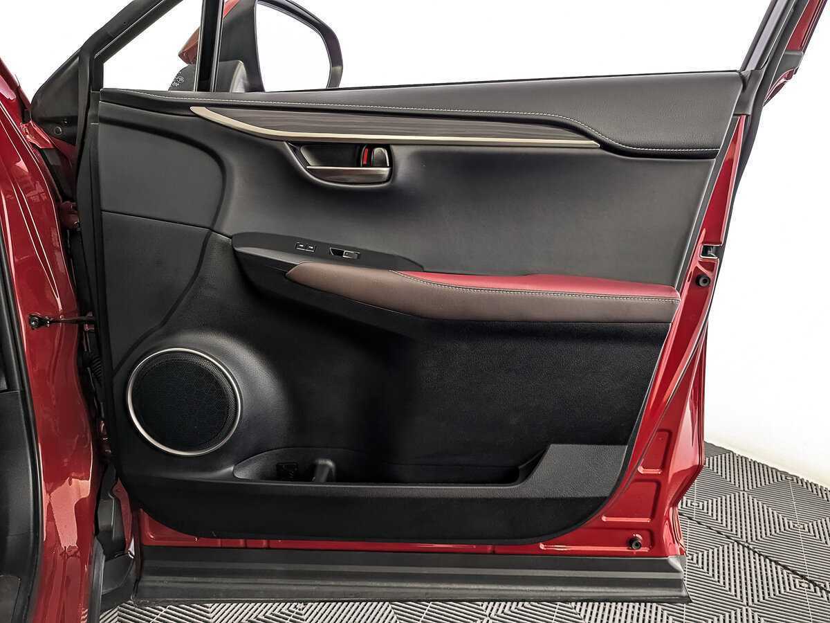 Купить Lexus NX с пробегом. Фото: #24