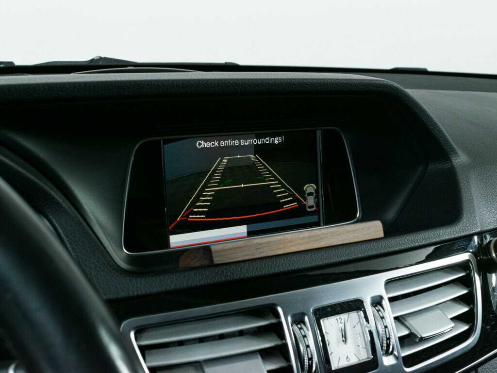 Купить Mercedes-Benz E-Класс с пробегом. Фото: #14