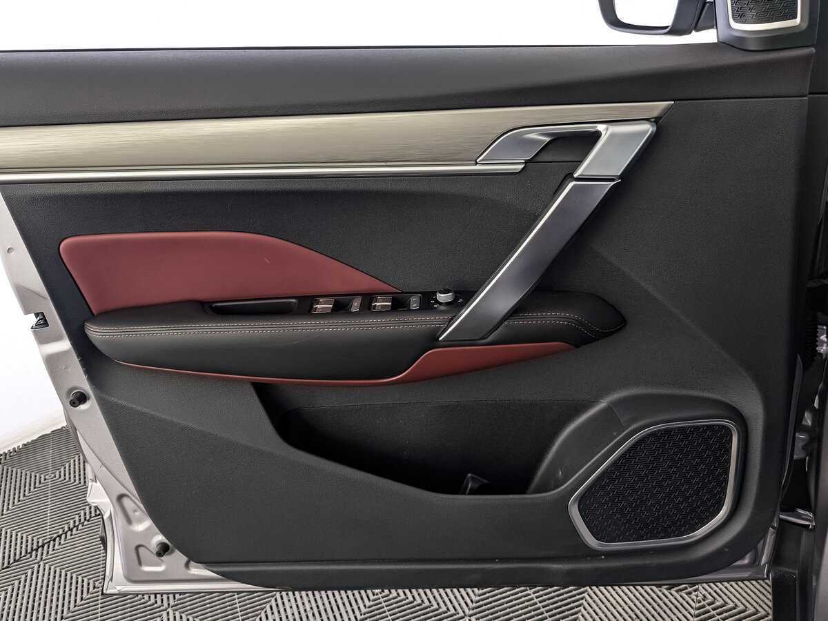 Купить Geely Coolray с пробегом. Фото: #16