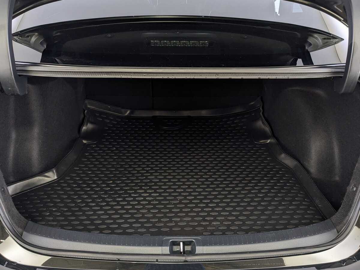 Купить Toyota Corolla с пробегом. Фото: #9