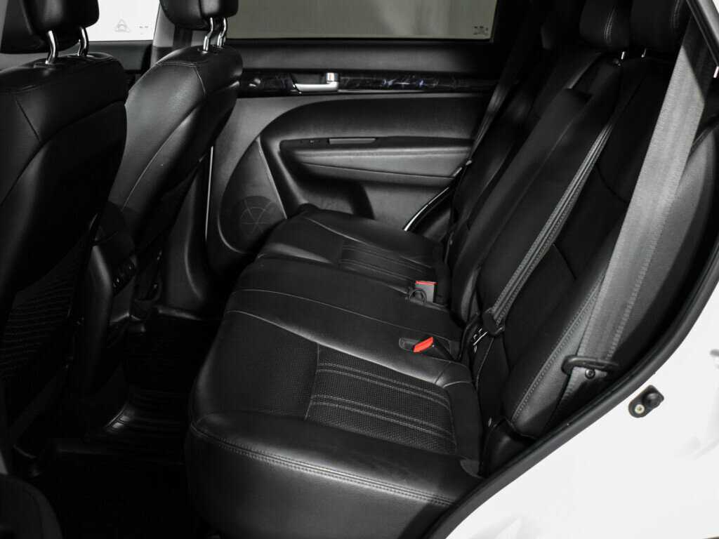 Купить Kia Sorento с пробегом. Фото: #14