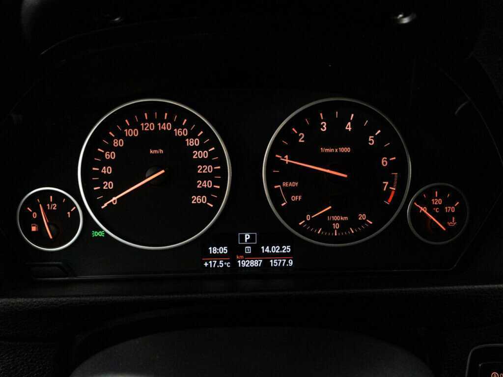 Купить BMW 3 серии с пробегом. Фото: #11