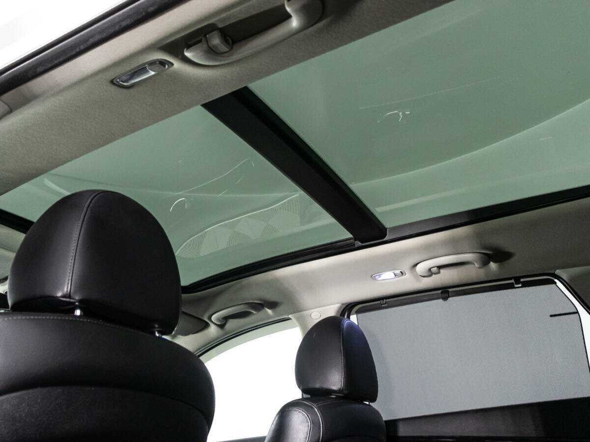 Купить Kia Sorento с пробегом. Фото: #25