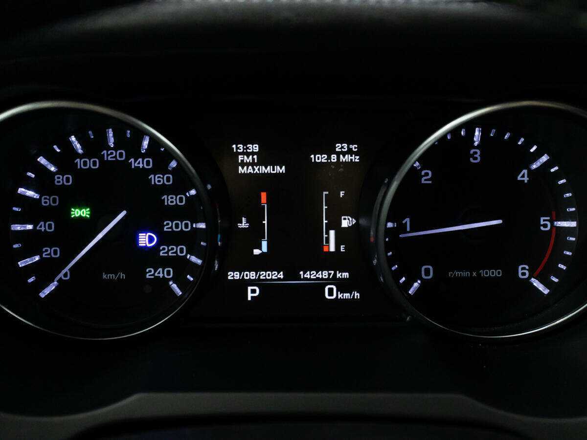 Купить Land Rover Range Rover Evoque с пробегом. Фото: #11