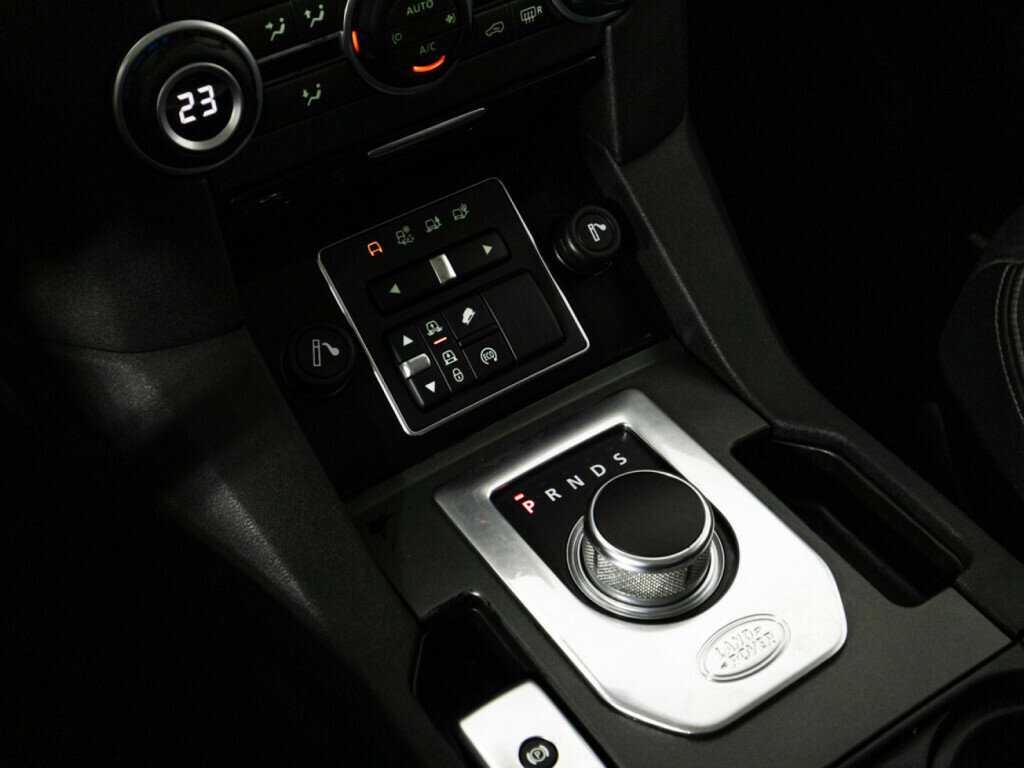 Купить Land Rover Discovery с пробегом. Фото: #15