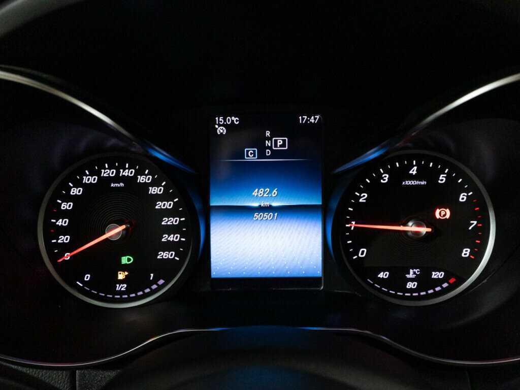 Купить Mercedes-Benz C-Класс с пробегом. Фото: #11