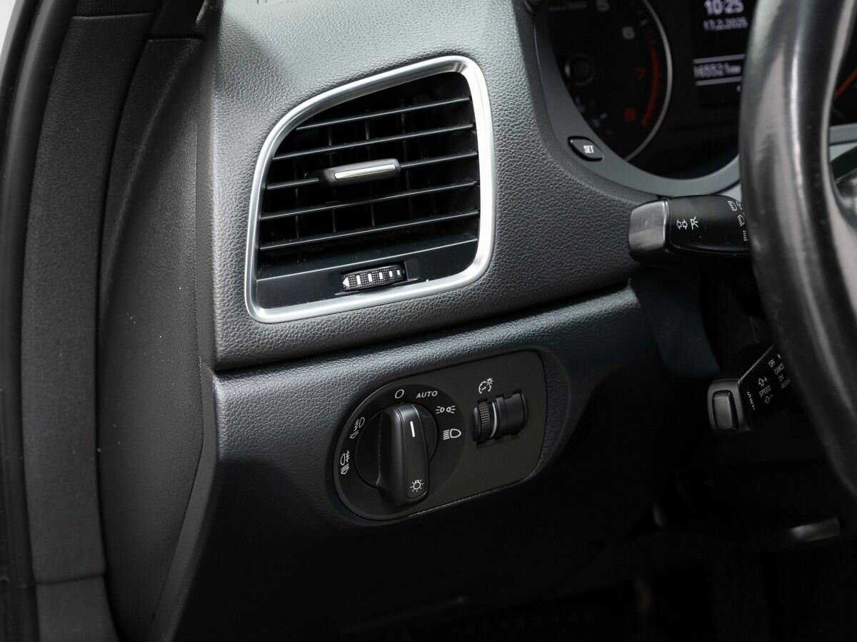 Купить Audi Q3 с пробегом. Фото: #17