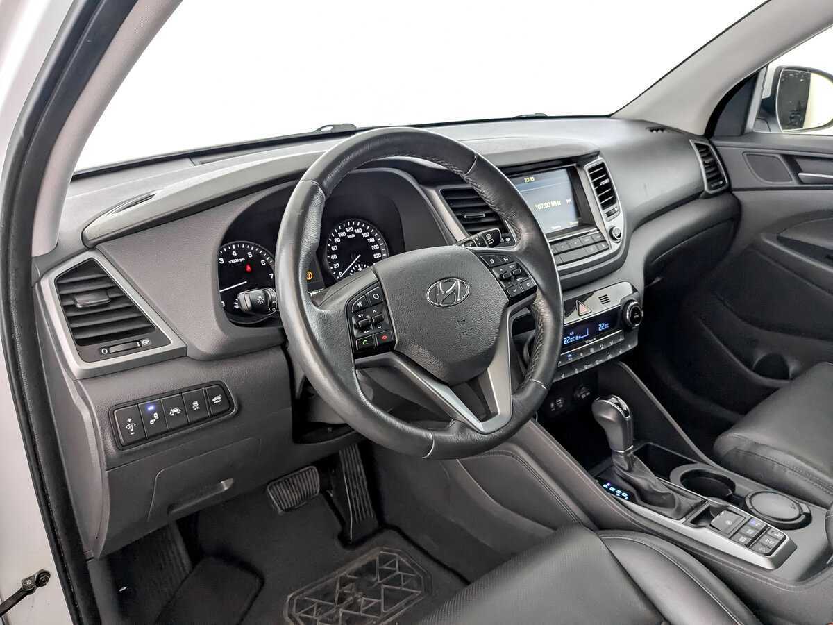 Купить Hyundai Tucson с пробегом. Фото: #15