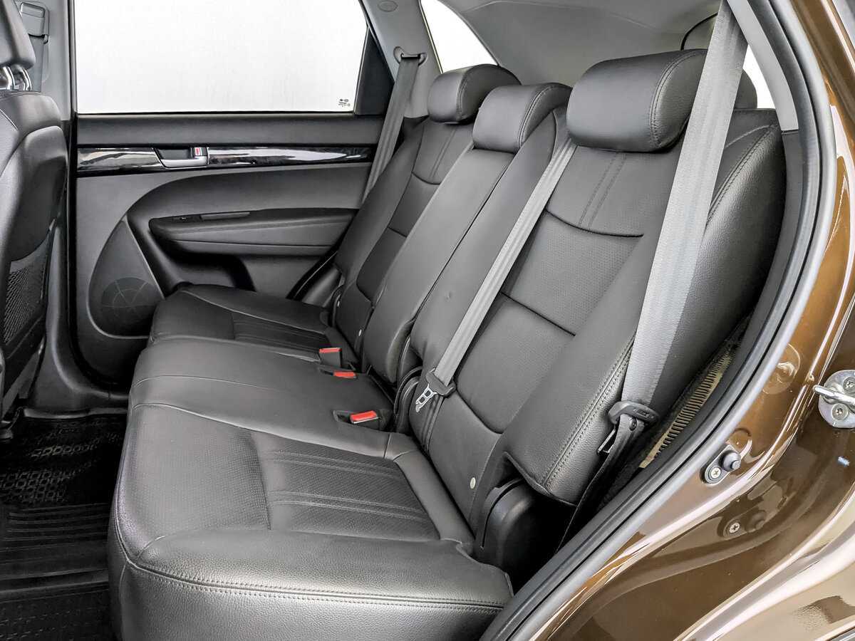 Купить Kia Sorento с пробегом. Фото: #11