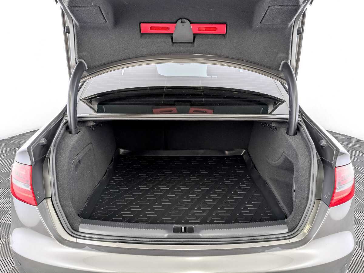 Купить Audi A4 с пробегом. Фото: #9