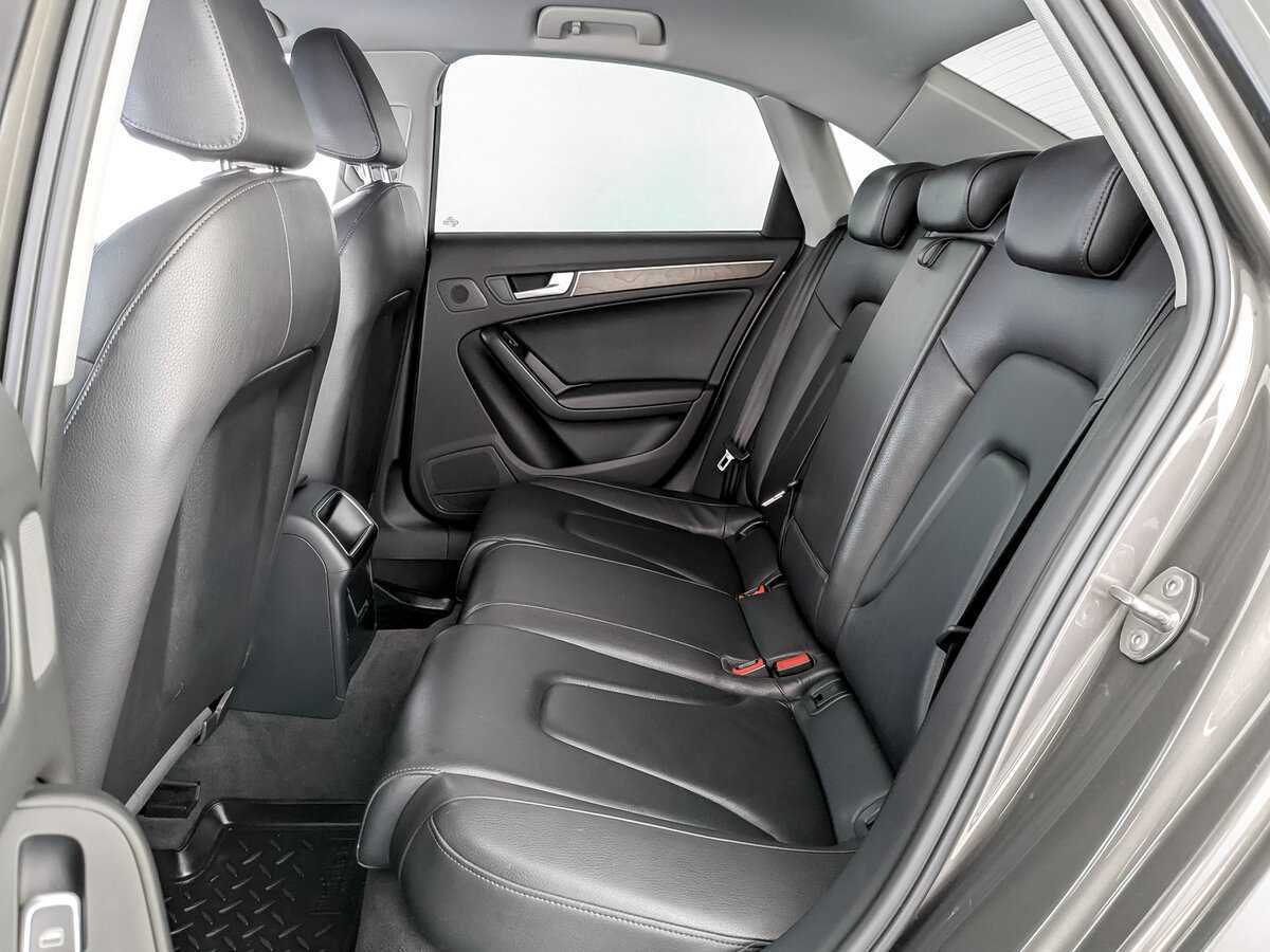 Купить Audi A4 с пробегом. Фото: #11