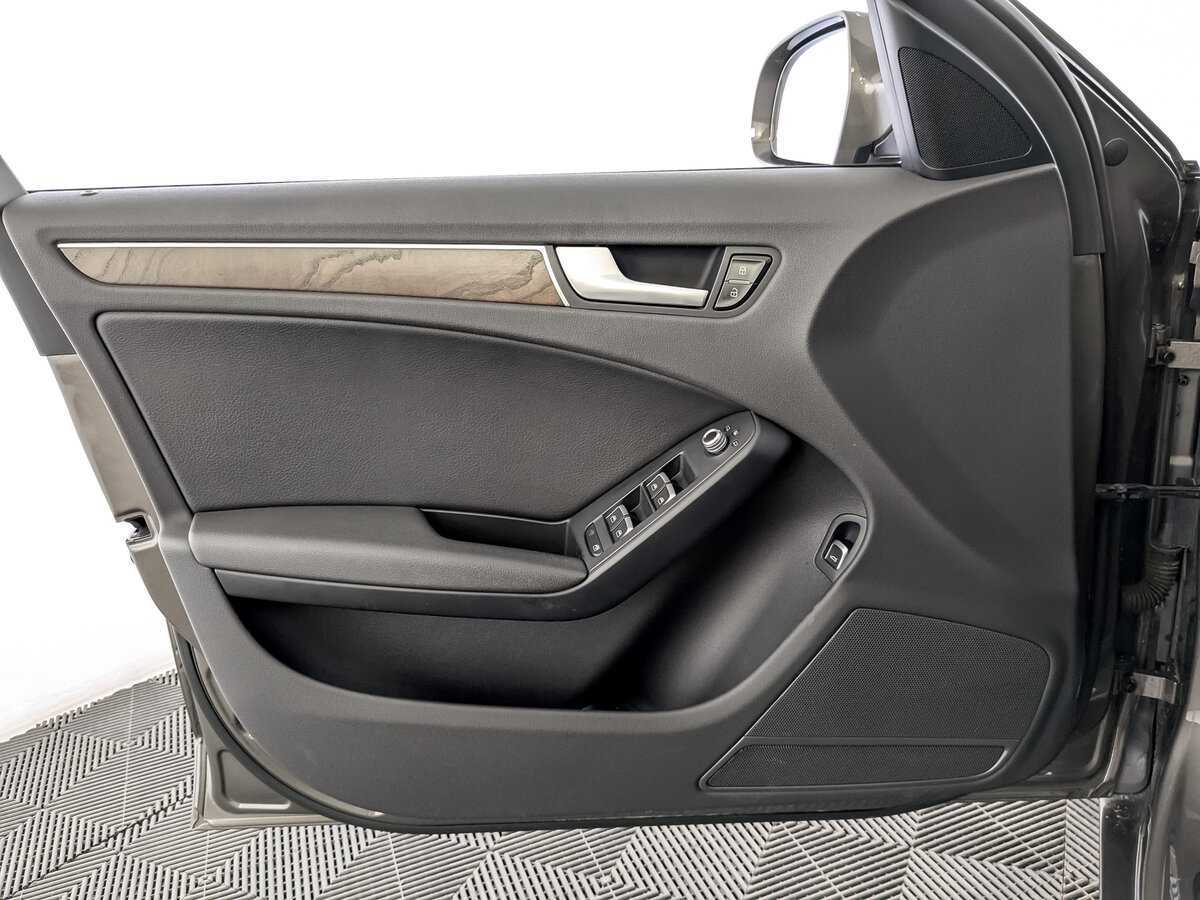 Купить Audi A4 с пробегом. Фото: #18