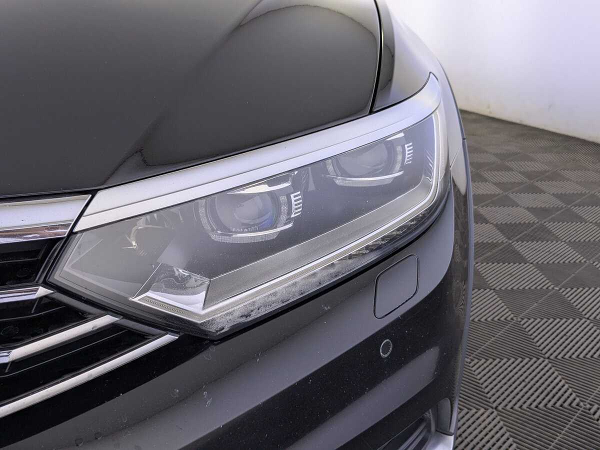 Купить Volkswagen Passat с пробегом. Фото: #16