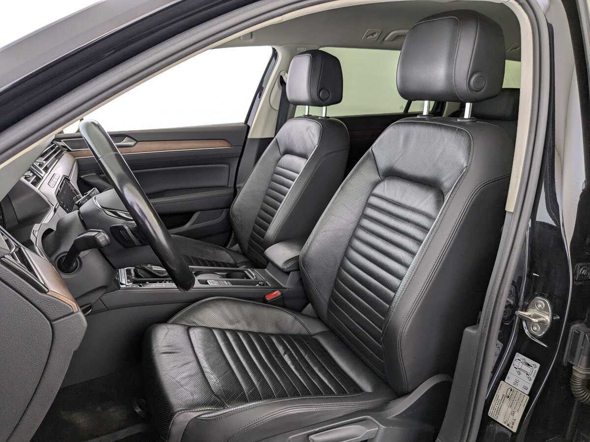 Купить Volkswagen Passat с пробегом. Фото: #19