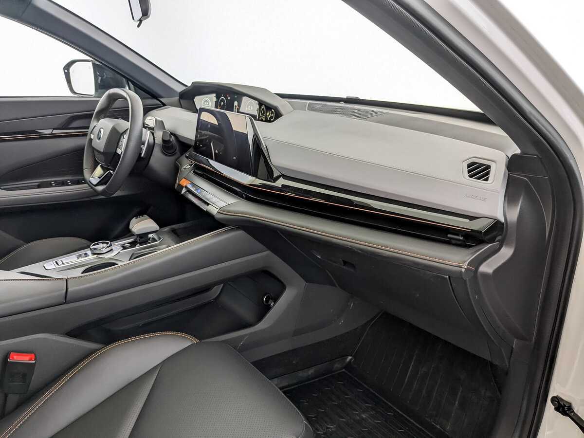 Купить Changan UNI-V с пробегом. Фото: #10