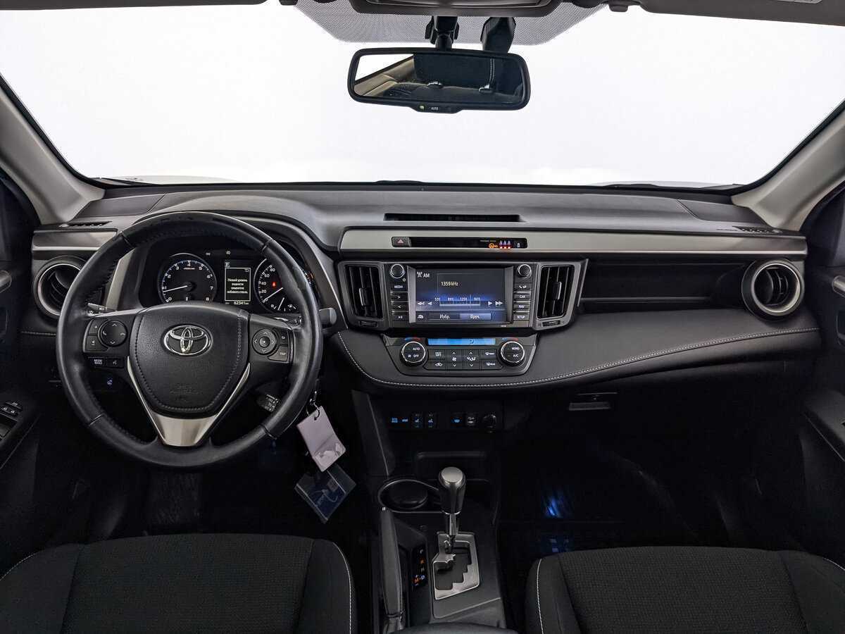 Купить Toyota RAV4 с пробегом. Фото: #13