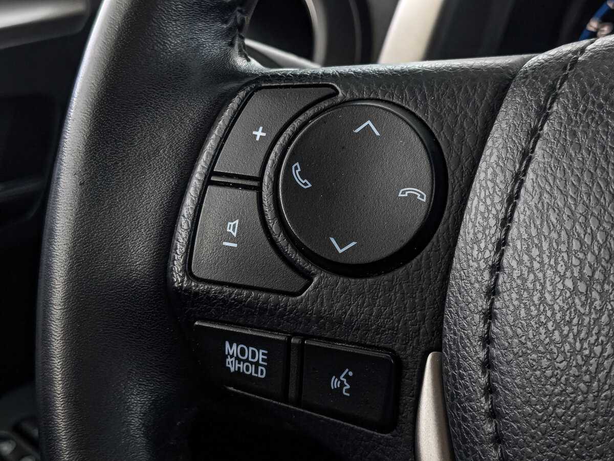 Купить Toyota RAV4 с пробегом. Фото: #24