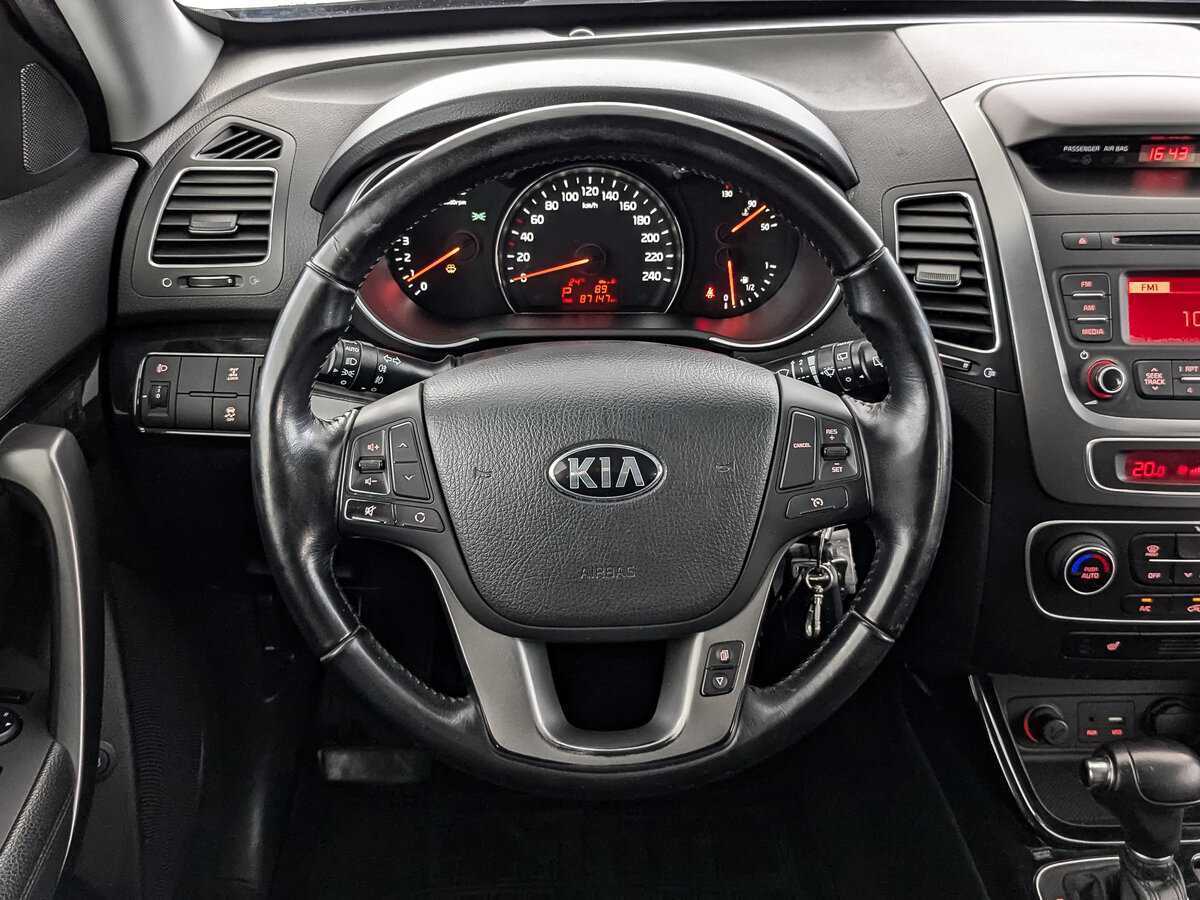 Купить Kia Sorento с пробегом. Фото: #20