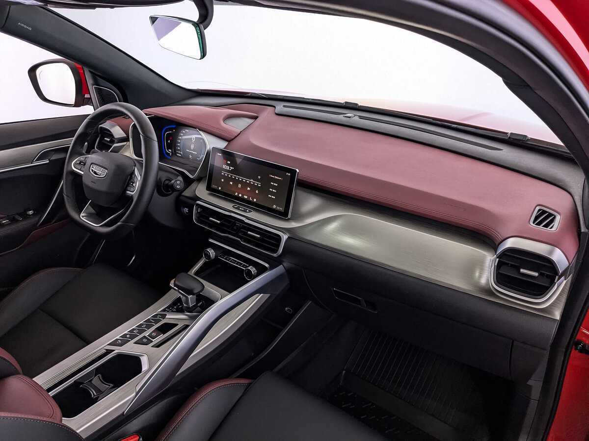 Купить Geely Coolray с пробегом. Фото: #12